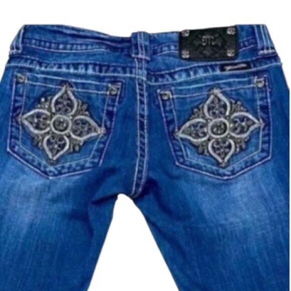 Miss Me Low Rise Skinny Jeans 27x31 Stretch Embroidered Pockets EUC - Picture 1 of 12